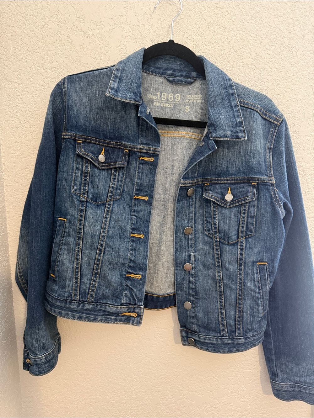 Classic GAP Denim Jacket